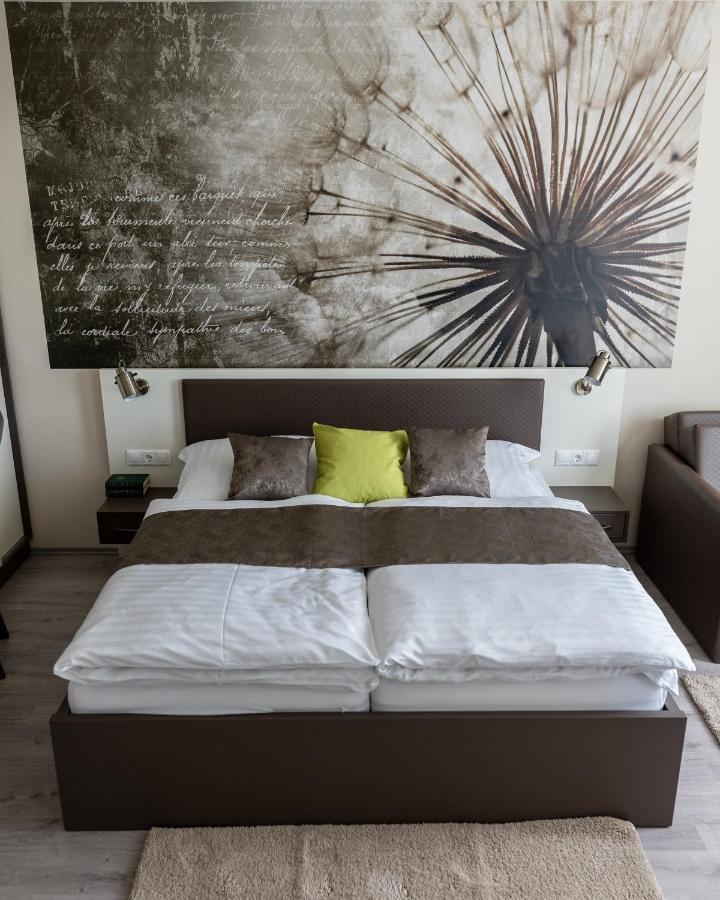Fonix Apartman เลนตี ภายนอก รูปภาพ